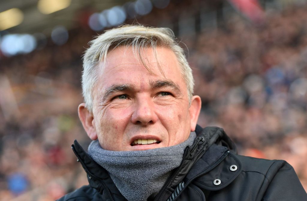 2016 sprang Olaf Janßen als Interimstrainer sechs Tage lang beim VfB Stuttgart ein. Im darauffolgenden November wechselte er als Co-Trainer zum 1. FC Köln, wo er ein halbes Jahr später als Trainer übernahm. Nach einer Station auf der Trainerbank von Viktoria Köln arbeitete er danach bis Juli 2019 als Co-Trainer beim VfL Wolfsburg. Aktuell ist Olaf Janßen vereinlos.