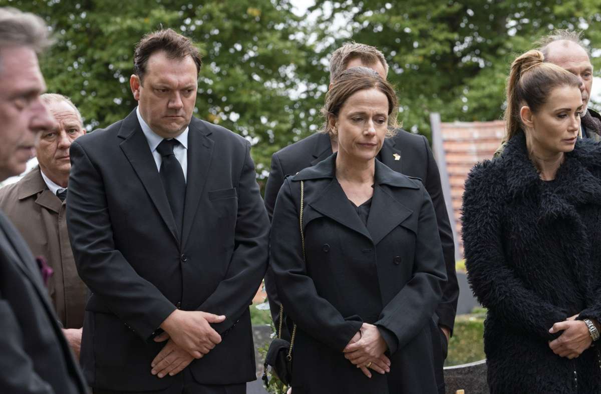 Szenenfoto aus dem ARD-Sechsteiler „Das Begräbnis“