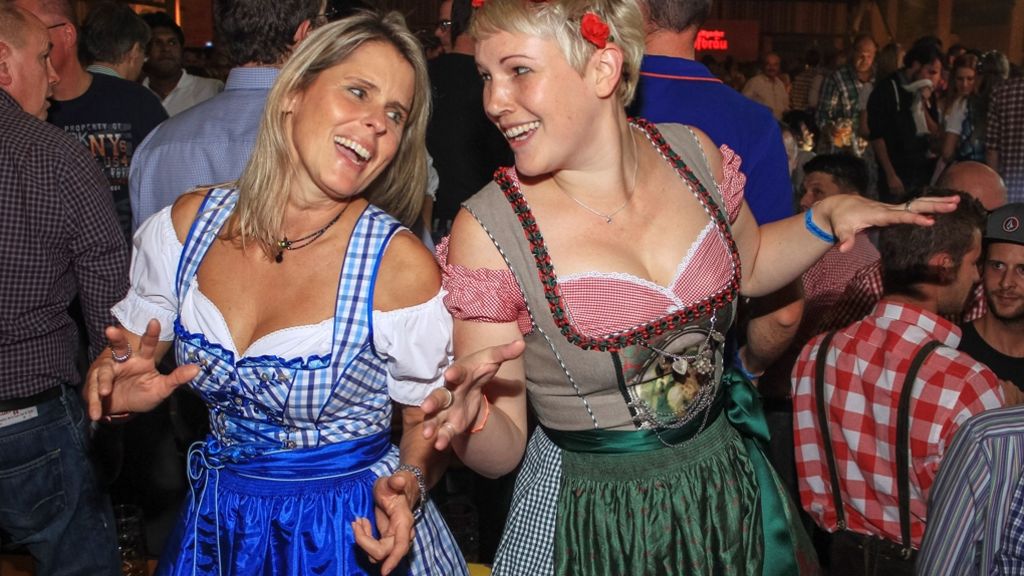 Volksfest in Stuttgart-Bad Cannstatt: Partysause beim Göckelesmaier