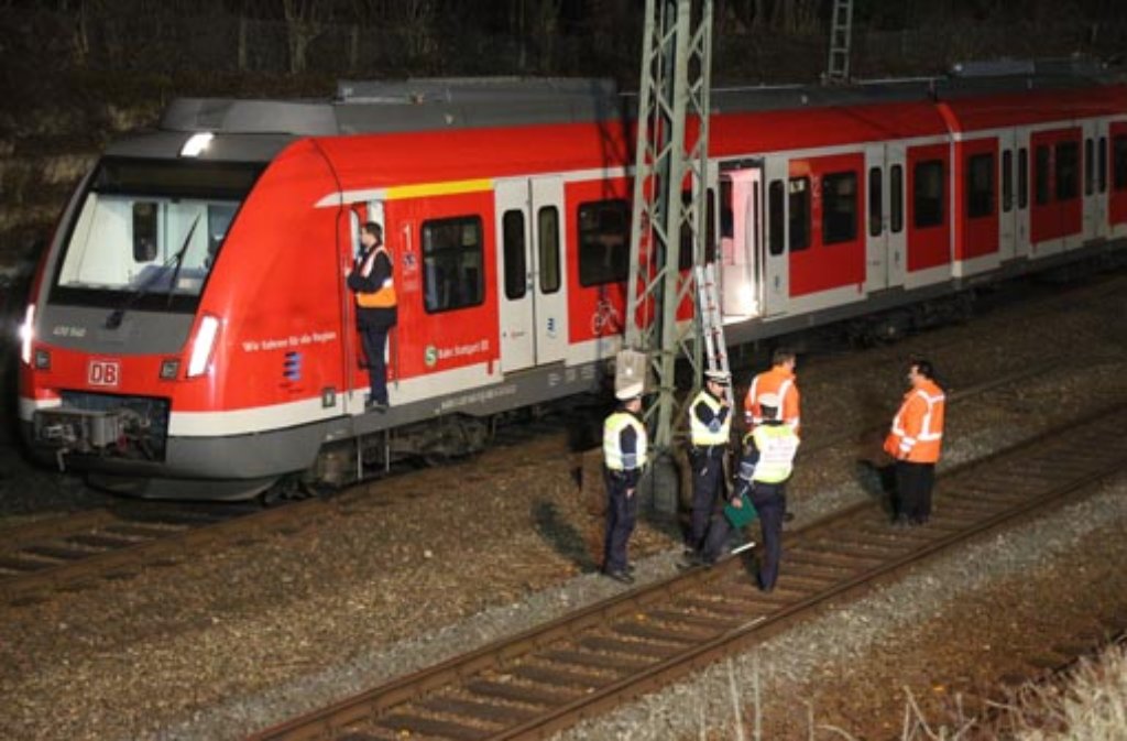 Ein Oberleitungsschaden an gleich zwei S-Bahnen in Stuttgart-Vaihingen sorgt im abendlichen Berufsverkehr für ein S-Bahn-Chaos. Foto: www.7aktuell.de