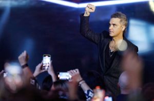 Robbie Williams bringt die Halle mit Hit „Angels“ zum Toben