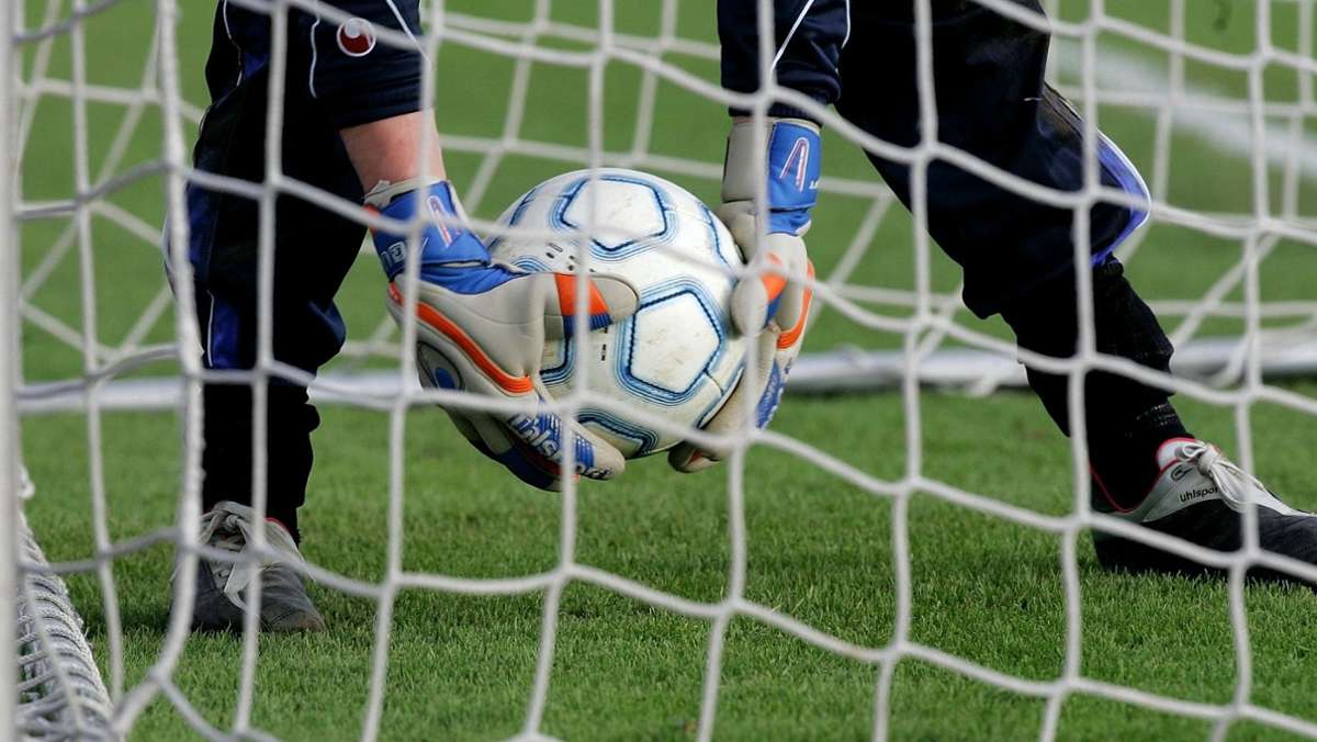 Fußball-Bezirksliga: Aus der Not: Rohrer gehen ins Risiko