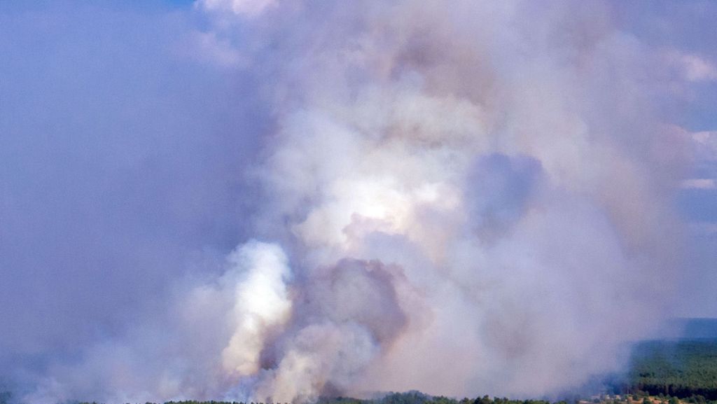 Waldbrand in Mecklenburg-Vorpommern: Riesenfeuer breitet sich weiter auf Ex-Militärgelände aus