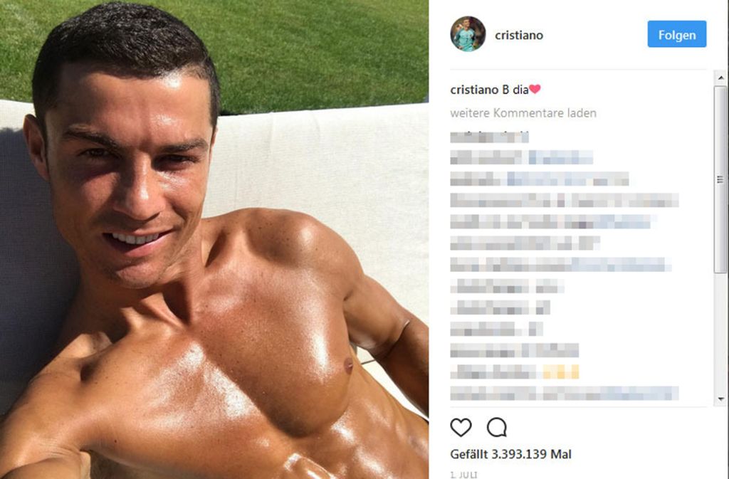 Der Weltfußballer Cristiano Ronaldo macht Urlaub mit seiner Familie auf einer Jacht und genießt den Sommer in Ibiza. Der Real Madrid-Spieler soll laut spanischen Medienberichten knapp 45.000 Euro pro Woche für die Jacht bezahlen.