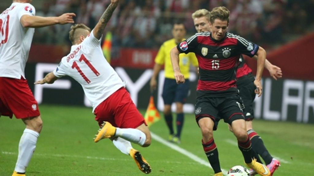  Gegen Irland besetzen Erik Durm und Antonio Rüdiger die Problemzonen in der Außenverteidigung der deutschen Fußball-Nationalmannschaft. Etabliert sind sie damit jedoch noch nicht. 