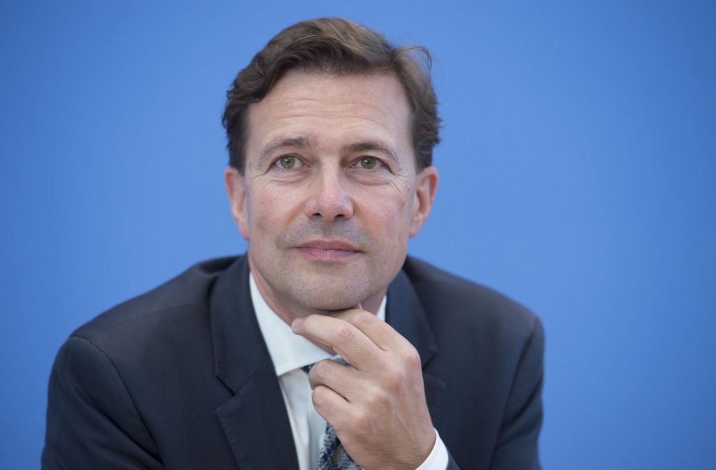 Steffen Seibert ist als Sprecher der Bundesregierung Merkels Sprachrohr – und definitiv keine Plaudertasche.