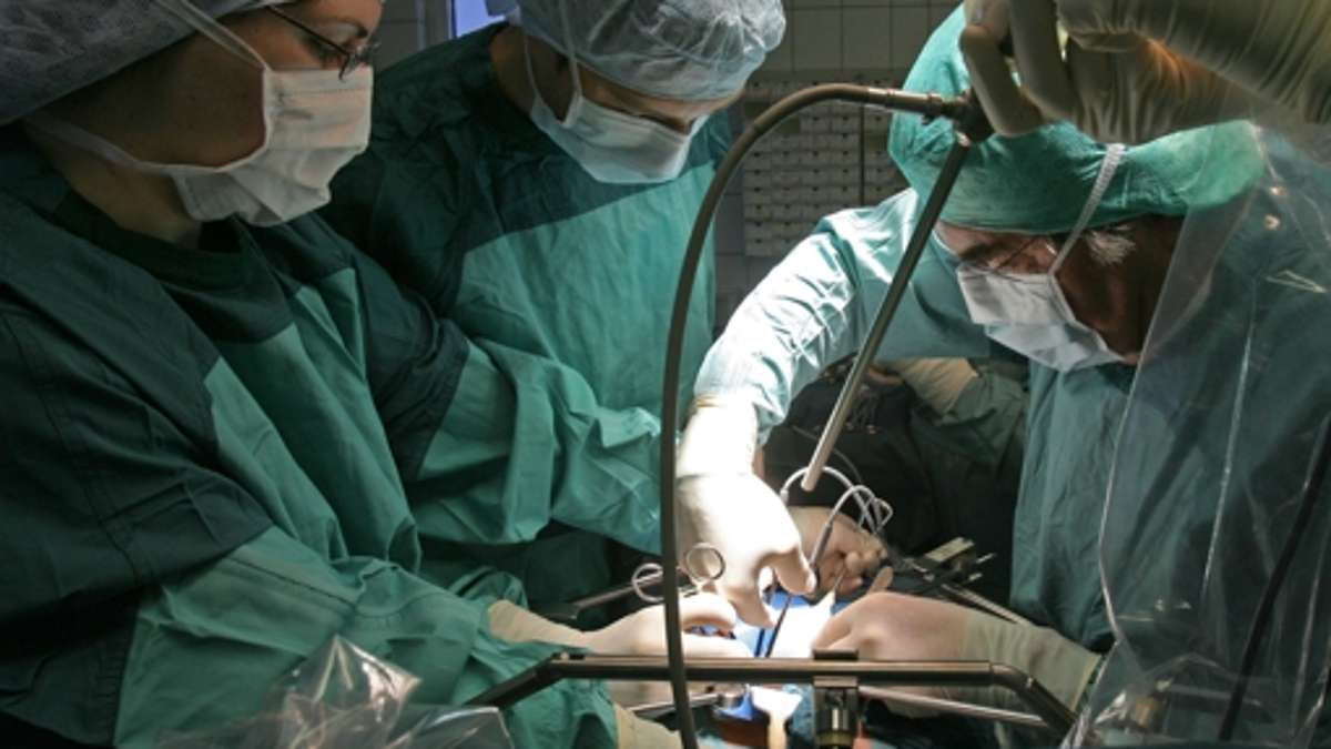  Die Manipulationen bei Transplantationen an mehreren deutschen Kliniken sind verheerend für das Vertrauen in die Organspende, meint StZ-Redakteurin Barbara Thurner-Fromm. 