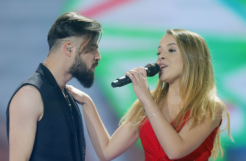 Rumänien will mit einer ungewöhnlichen Jodel-Rap-Einlage („Yodel It!“) in das Finale am Samstag einziehen.