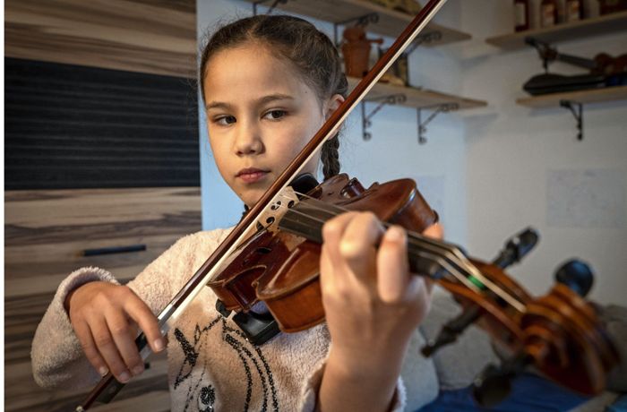 Talent aus Renningen: Neunjährige mit Geigen-Stipendium