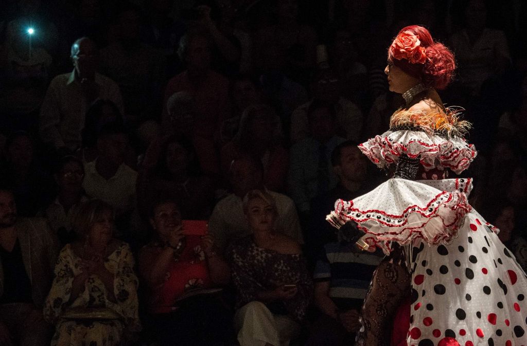 Auch pompöse Designs hatte der Modemacher Guio di Colombia in seiner vorgeführten Kollektion.