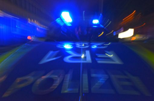 Im Bereich Tuningen entdeckte die Polizei die Raser bei ihrer Fahndung. Kurze Zeit später wurden die Fahrzeuge beschlagnahmt. (Symbolbild) Foto: dpa/Patrick Seeger