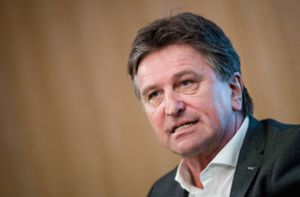 Grün-Schwarz dreht Spieß im Landtag um und attackiert Lauterbach