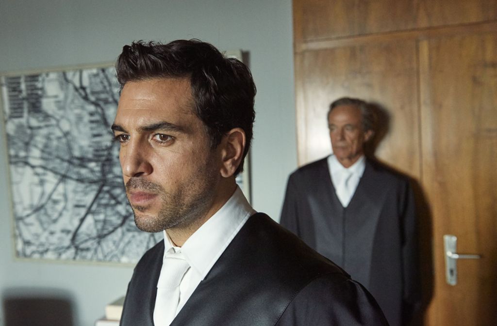 Elyas M’Barek spielt in der Verfilmung eines Romans von Ferdinand von Schirach den Junganwalt Caspar Leinen.