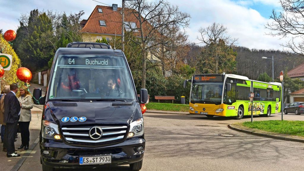  Am Montag hat die neue Buslinie 64 ihren Probebetrieb aufgenommen. Bis Ende 2018 fahren jetzt zwei Kleinbusse vom Frauenkopf über die Haltestelle Buchwald in Gablenberg zu den Sportanlagen auf der Waldebene Ost und zurück. 