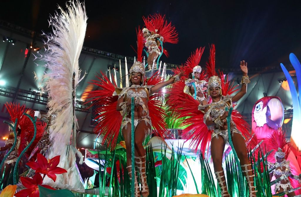 Tänzer verwandelten die olympische Abschlussfeier in eine Samba-Party.