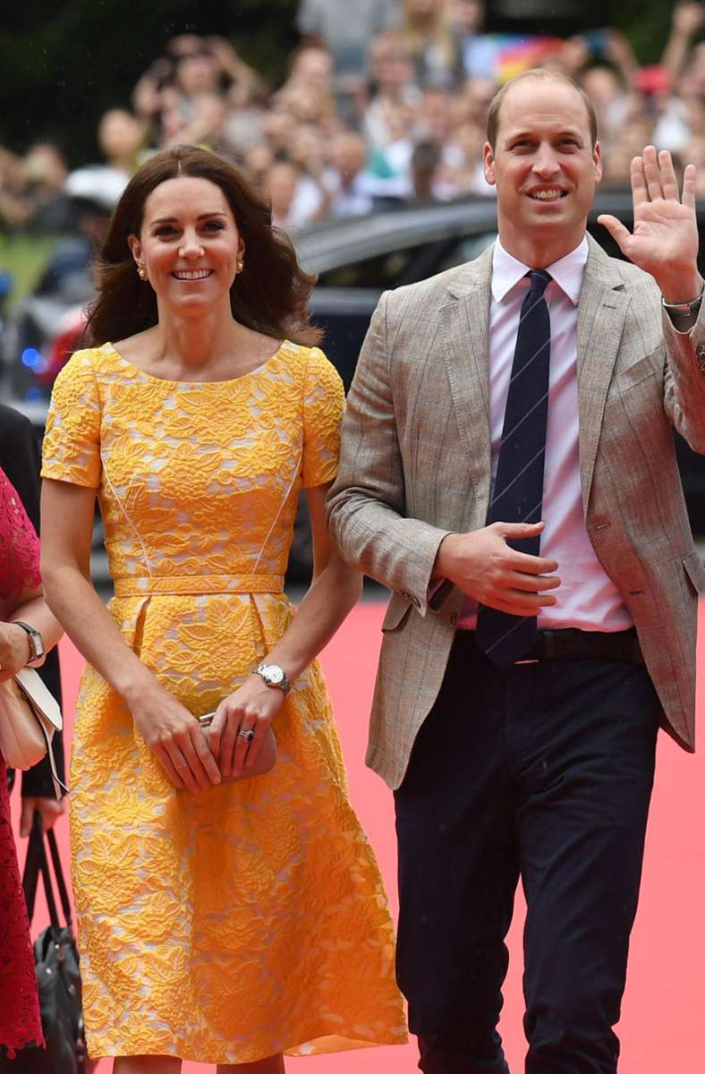 Ein gutes Team für die Monarchie: Herzogin Kate erweist sich als Glücksfall für das Königshaus, das eine Verjüngungskur dringend brauchen kann. Professionell und sympathisch absolviert sie mit ihrem Mann Termin um Termin.