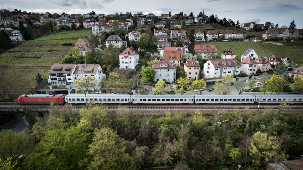Eisenbahnverkehr Stuttgart-Zürich: Schweiz mahnt zu Tempo bei der Gäubahn