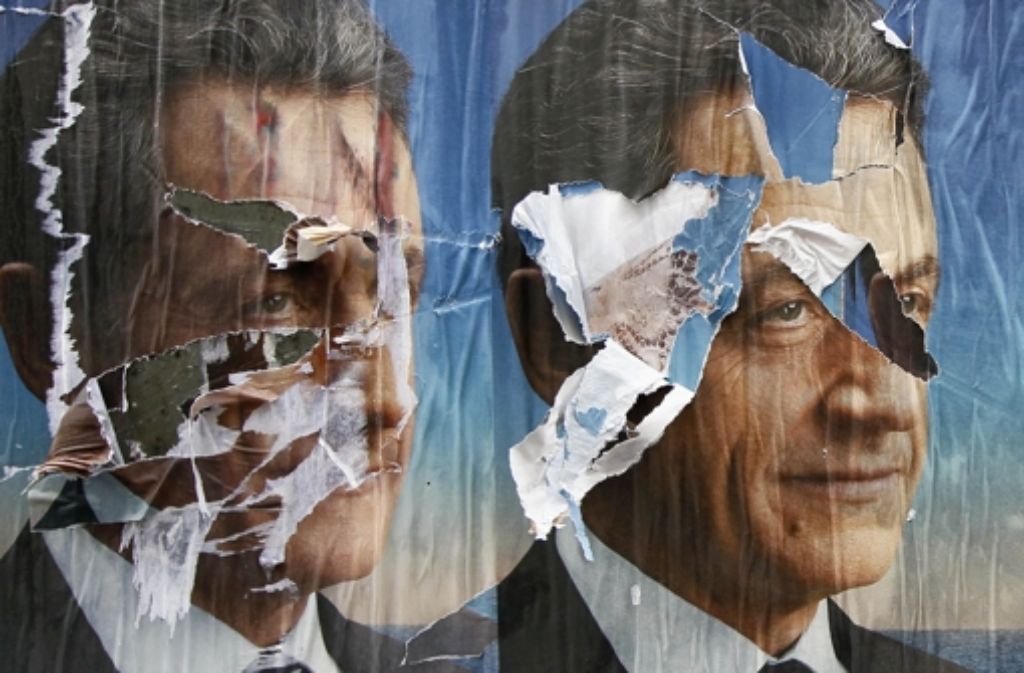 Bei den Präsidentschaftswahlen 2012 verlor Sarkozy sein Amt in einer knappen Entscheidung.