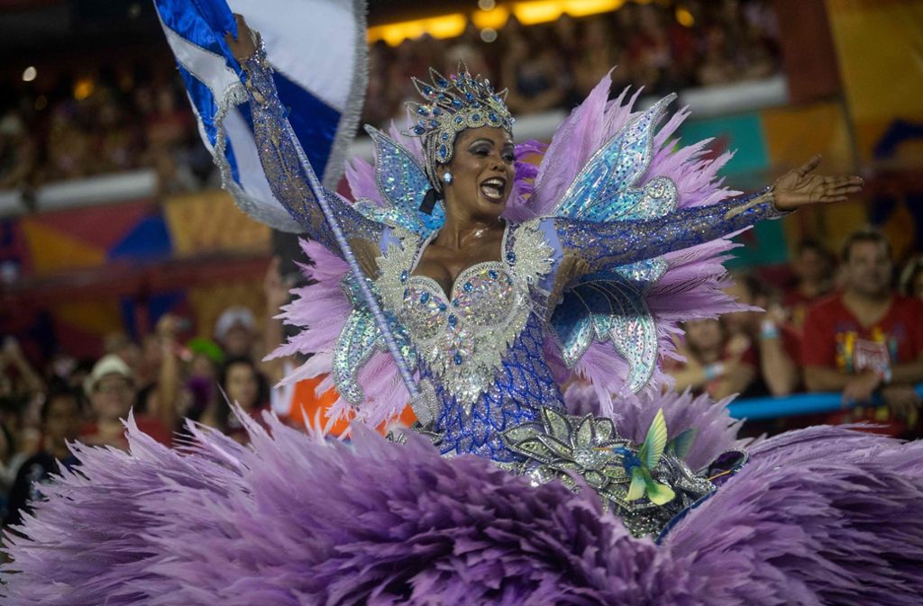 Die Kostüme der Beija-Flor Sambaschule waren bunt und facettenreich.