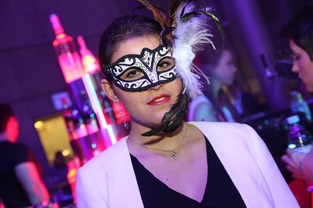 Wer verbirgt sich hinter der Maske? "Fifty Shades of Grey"-Party im Ufa-Palast in Stuttgart.