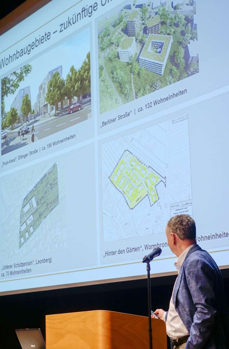 Leonbergs Baubürgermeister Klaus Brenner gab einen Überblick über die abgeschlossene und noch laufende Projekte in der Stadtentwicklung, etwa beim Wohnungsbau.