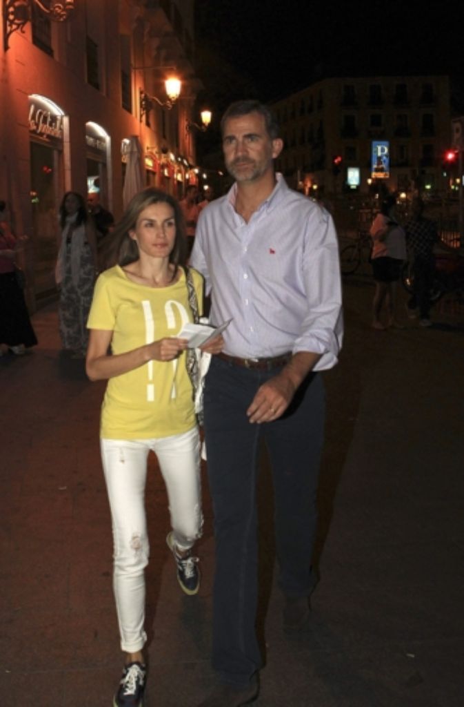 August 2014: Letizia und Felipe von Spanien auf dem Weg ins Kino