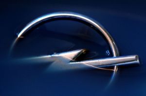 Polizei sucht Opel nach Autodiebstahl
