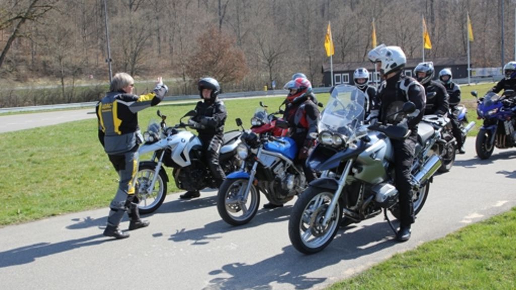 Verwunderlich Adac Sicherheitstraining Motorrad Fotos