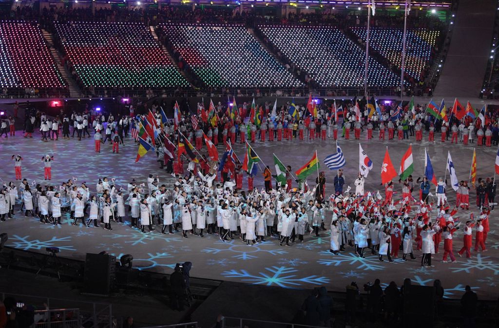 Zahlreiche Sportler aus aller Welt ließen es sich nicht nehmen, beim feierlichen Abschluss der Spiele dabei zu sein.