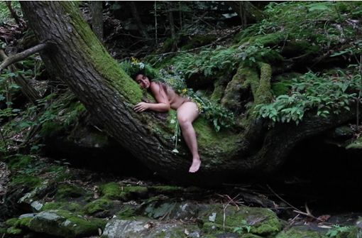 Innige Liebe zur Natur zeigt etwa die Künstlerin Melanie Bonajo in ihren Filmen. Foto: Melanie Bonajo