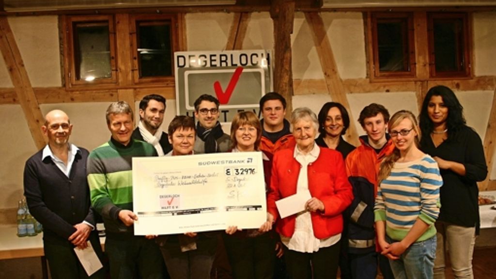 Verein verteilt Spenden: Rekordsumme für Degerloch hilft