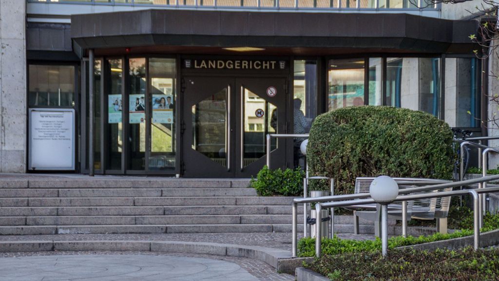 Landgericht verneint Befangenheit: Ex-Anwalt von Daimler darf über Daimler richten