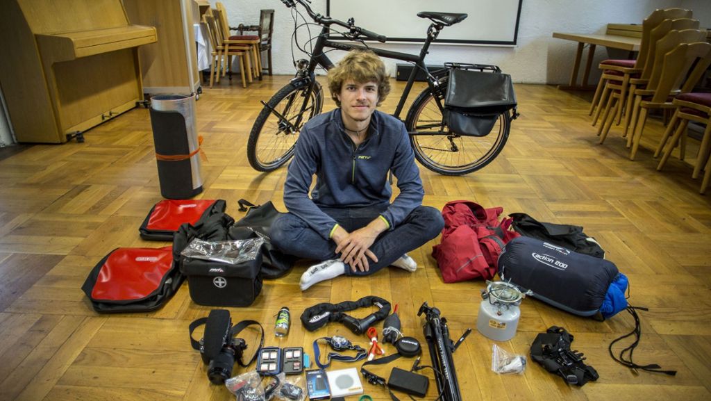  Philipp Winnige studiert an der Merz-Akademie in Stuttgart und startet mit einem Kumpel das Projekt #feuerlandfrei. Von Kolumbien geht es 10.000 Kilometer bis nach Feuerland – auf dem Fahrrad. 