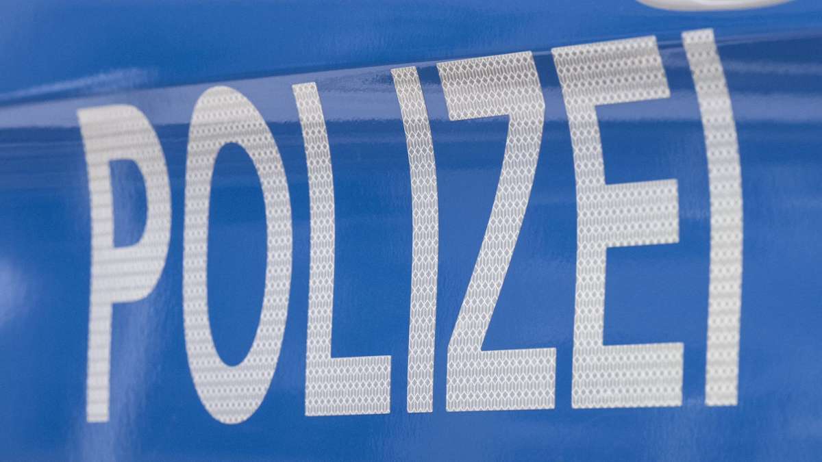 Fahrerflucht in Herrenberg: Kollision mit Radler: Zeugen folgen flüchtigem Unfallverursacher