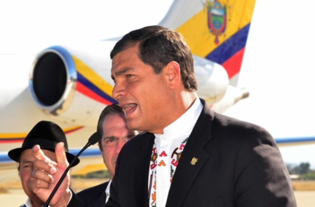 Ecuador (hier Präsident Rafael Correa) wird Snowden kein Asyl gewähren. Doch es gibt neue Hoffnung für den Prism-Enthüller ...