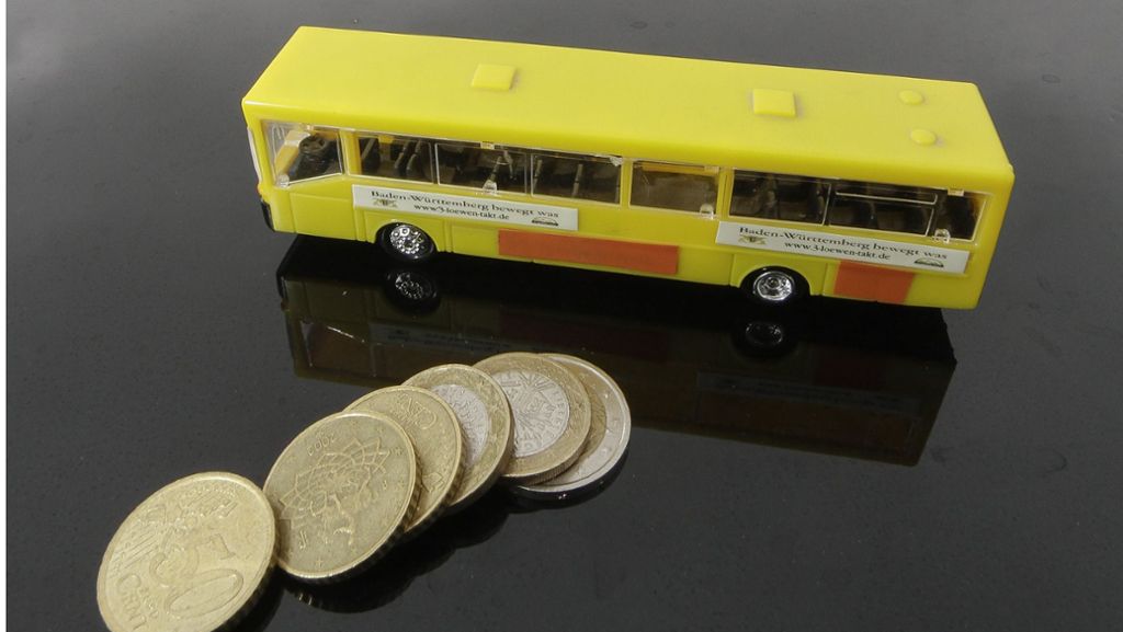  Laut Gewerkschaft Verdi bekommen Busfahrer im privaten Gewerbe in Baden-Württemberg mehr Geld. 100 000 Beschäftigte seien davon betroffen. 