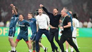 Bayer Leverkusen holt DFB-Pokal: Traumtor und lange Unterzahl
