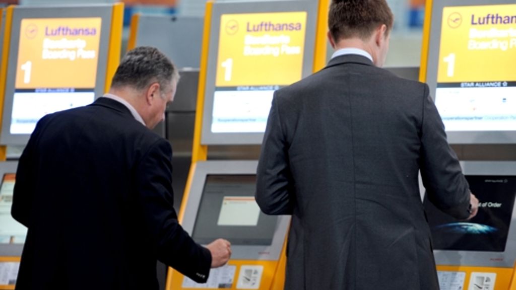 Flugbegleiter der Lufthansa: Die Flugbegleiter streiken heute in Frankfurt