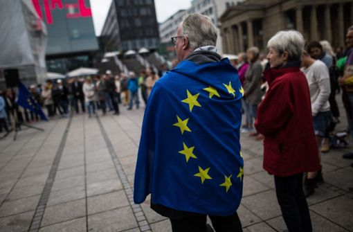 Für Europa: Bürger demonstrieren auf dem Schlossplatz. Foto: Lichtgut/Christoph Schmidt