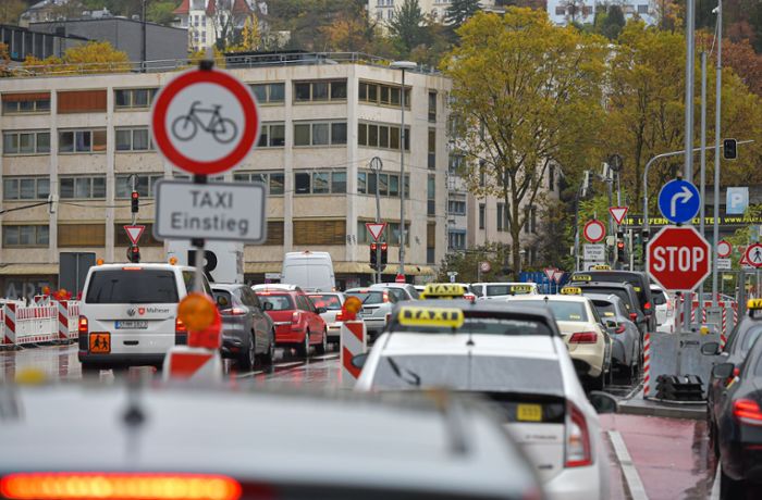 Mobilität in Stuttgart: Weniger und kleinere Autos wären besser