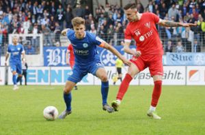 Stuttgarter Kickers gegen SSV Ulm 1846: Liveticker: Gelingt den Blauen der Sprung in den DFB-Pokal?