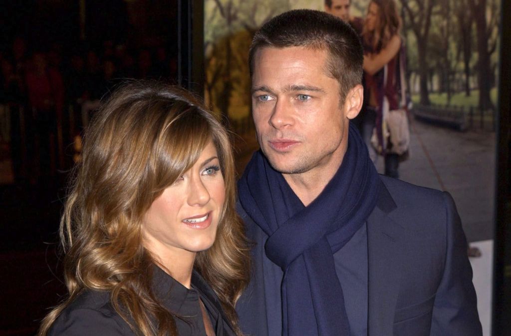 ... den Ehering steckte Brad Pitt aber einer anderen an den Finger: Jennifer Aniston wurde im Jahr 2000 Mrs. Pitt - und blieb es bis 2005. Ausgerechnet...