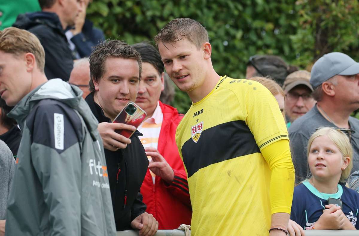 Das Turnier wurde von den VfB-Anhängern für Selfies genutzt.