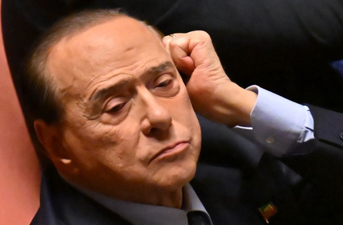 Silvio Berlusconi hat die Intensivstation verlassen