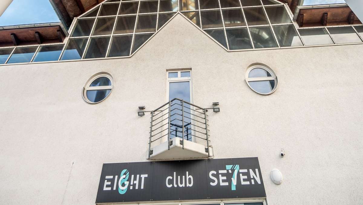  Am Samstagabend geht es los: Der Eight Club Seven in Eislingen öffnet zum ersten Eventwochenende. Zwei Locations, zwei Dancefloors und zehn Bars im ehemaligen „Oak“ beleben das Nachtleben im Landkreis. 