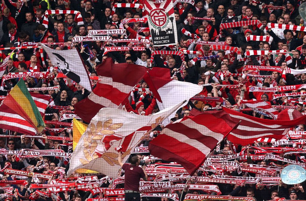Platz 3: 38.000 Fans des FC Bayern München sicherten sich eine Dauerkarte.