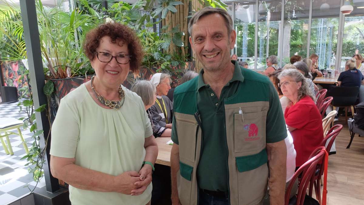 Gerlinde Kretschmann in der Wilhelma: First Lady ehrt Freiwillige für ihren Einsatz in der Coronapandemie