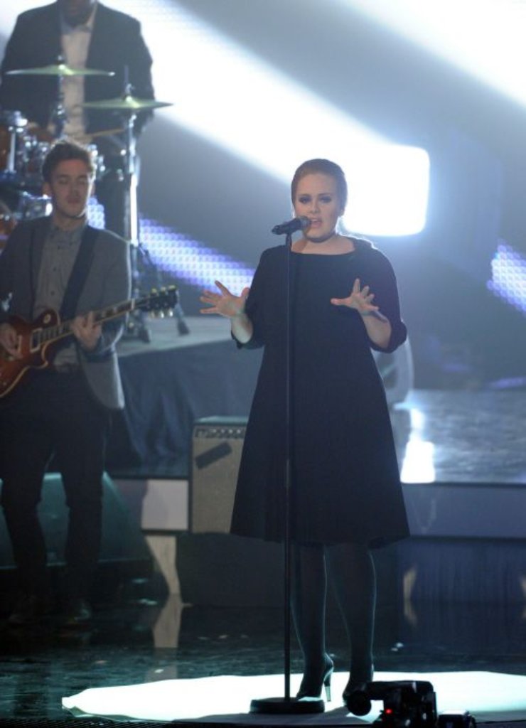 März 2011: Adele singt bei der Echo-Verleihung in Berlin