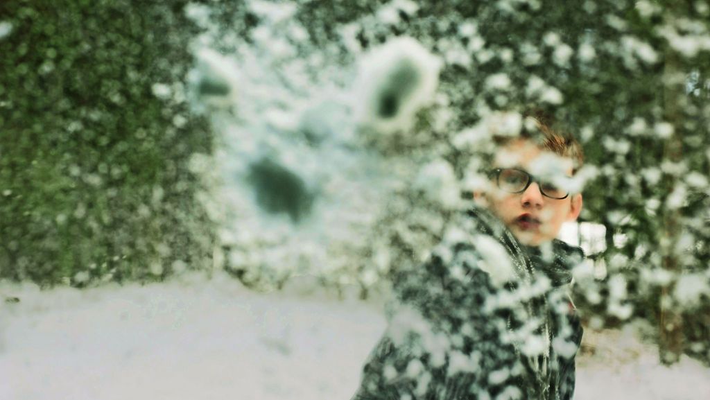 Verdacht auf Freiheitsberaubung in Ludwigsburg: Schneeballwurf: Mann zerrt Jungen ins Auto