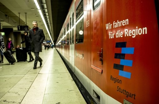 Auf der S-Bahn-Linie S1 ist es am Donnerstagmorgen zu Ausfällen und Verspätungen gekommen. (Symbolfoto) Foto: Lichtgut/Leif Piechowski
